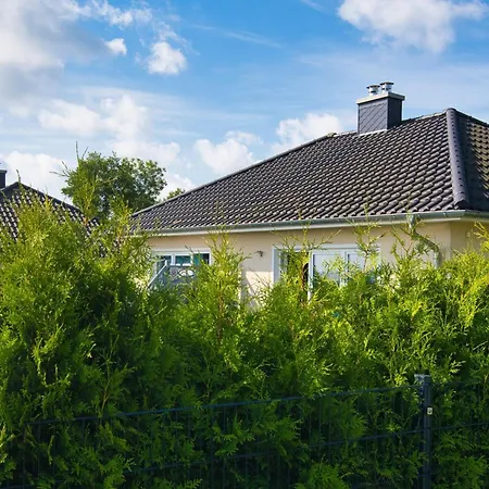 Ferienhaushaelfte 